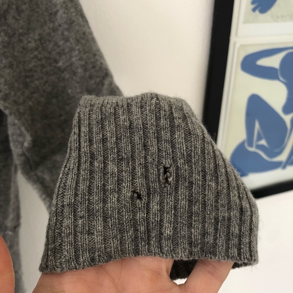 Grey sweater - Picture 4 of 5